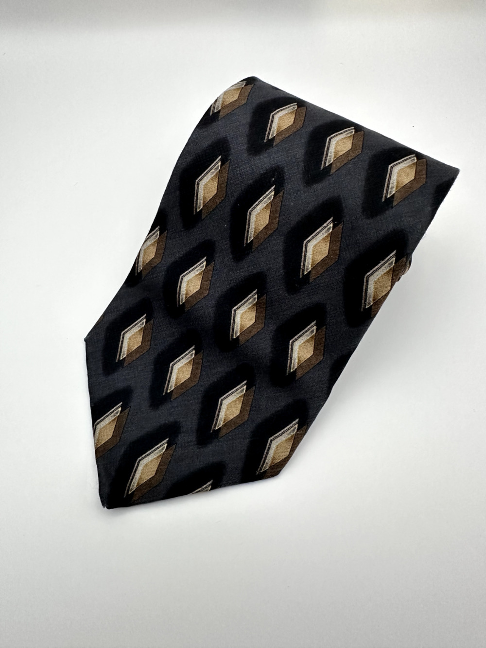 Bruno Piatelli Men 100% Silk Tie Navy Blue w/ Gold & Burgundy Medallion Pattern